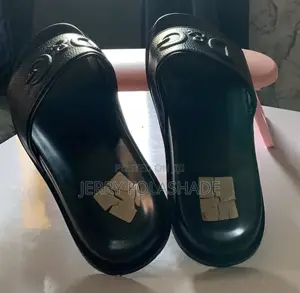 Used D G Black Slides