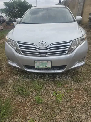 Toyota Venza 2011 Silver