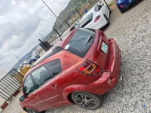 Pontiac Vibe 1.8 AWD 2005 Burgundy