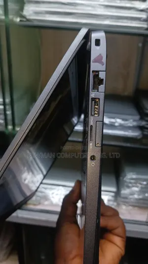 Laptop Dell Latitude 5300 8GB Intel Core i7 SSD 256GB