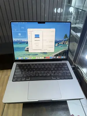 Laptop Apple MacBook Pro 2021 M1 16GB Apple M1 Pro SSD 512GB