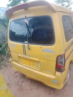 Suzuki Every 2004 Yellow