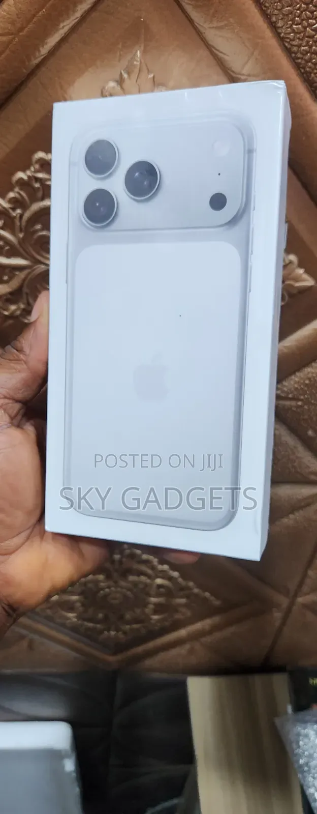 New Apple iPhone 17 Pro Max 256 GB Silver