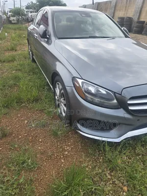 Mercedes-Benz C300 2017 Silver