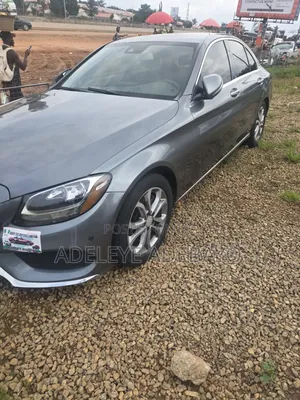 Mercedes-Benz C300 2017 Silver