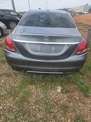 Mercedes-Benz C300 2017 Silver