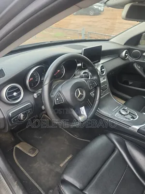 Mercedes-Benz C300 2017 Silver