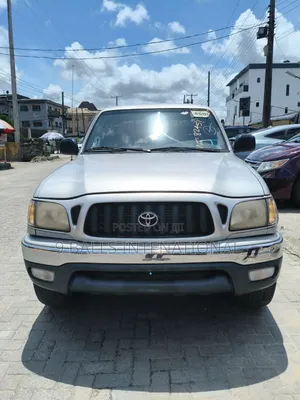 Toyota Tacoma 2004 Silver