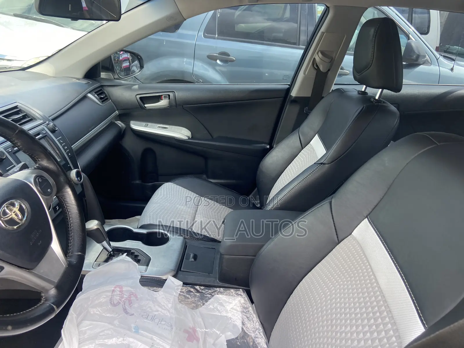 Toyota Camry 2014 Silver