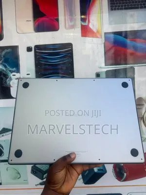 Laptop Apple MacBook Pro 2021 M1 32GB Apple M1 SSD 1T