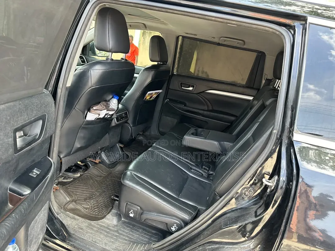 Toyota Highlander 2016 Black