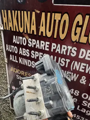 Lexus ES350 2013–2015 ABS Pump Available