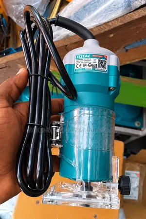 TOTAL 500W Industrial Wood Trimmer Router – 33,000 RPM