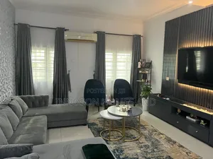 2bdrm Apartment in Lekki Phase 1 for rent