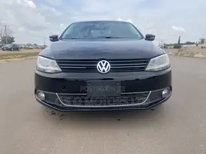 Volkswagen Jetta SE 4dr Sedan (1.8L 4cyl Turbo 5M) 2014 Black