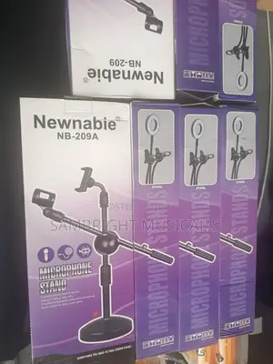 Round Bass Mic Stand
