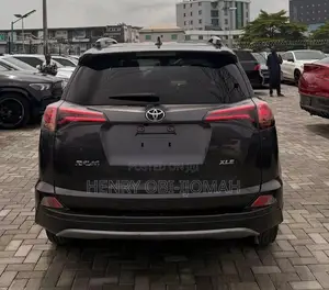 Toyota RAV4 Adventure 4dr SUV AWD (2.5L 4cyl 6A) 2018 Gray