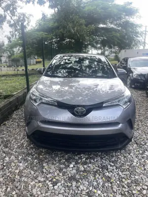 Toyota C-HR 2019 Gray