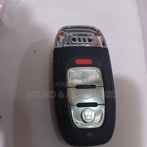 Audi A3 A4 A5 A6 A8 Quattro Q5 Q7 A6 2009-2016 Smartkey Fob 3+1 Button
