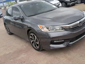 Honda Accord EX-L 4dr Sedan FWD (2.4L 4cyl 2A) 2016 Gray