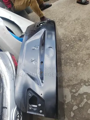 Boot Toyota Corolla 2012 Model