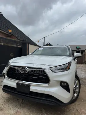 Toyota Highlander L 2022 White