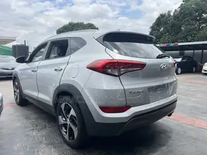 Hyundai Tucson Limited FWD 2016 Silver