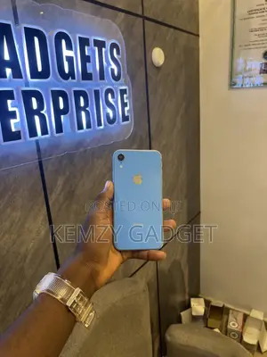 New Apple iPhone XR 64 GB Blue
