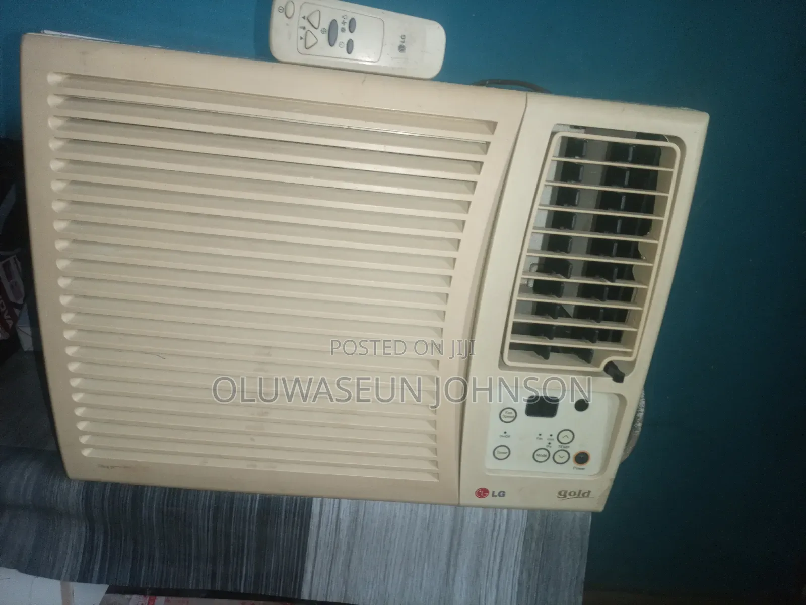 Window Unit Air Conditioner
