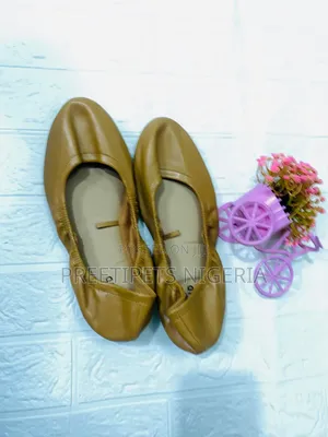 Flat Shoes