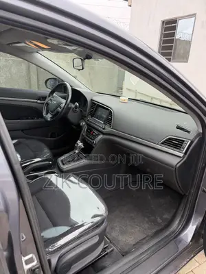 Hyundai Elantra 2018 Gray