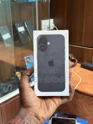 New Apple iPhone 16 128 GB Black
