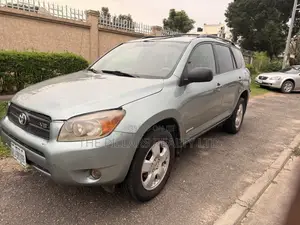 Toyota RAV4 Limited V6 4x4 2008 Green