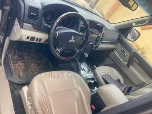 Mitsubishi Pajero 2019 Brown