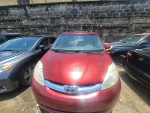 Toyota Sienna 2008 Blue