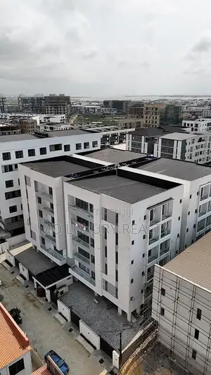 2bdrm Apartment in Lekki Phase 1 for sale
