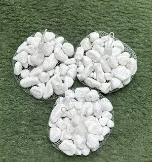 I Kg White Pebble Stones for Fountains Pools Etc