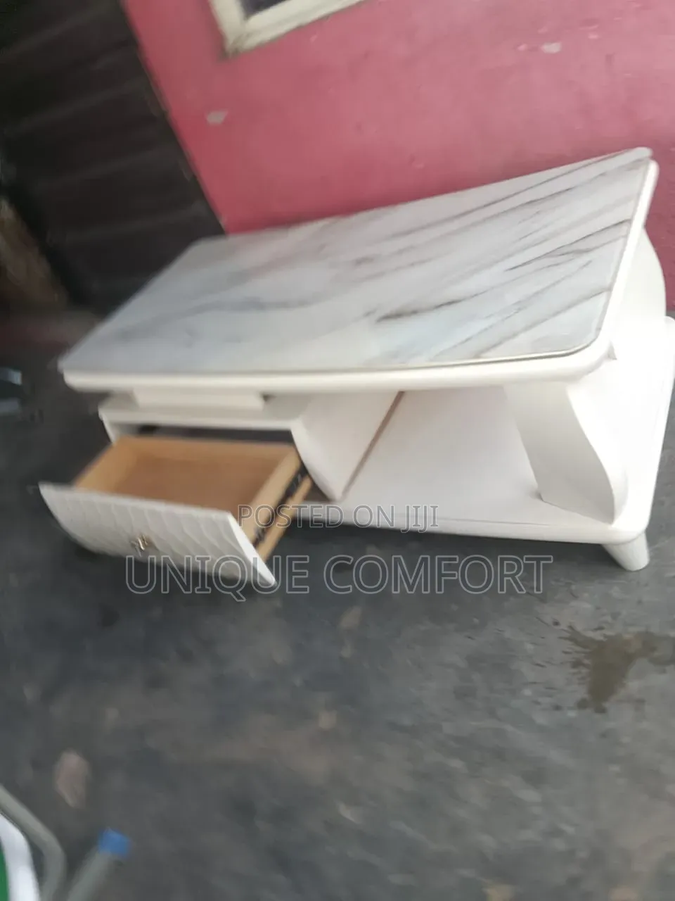 Imported Executive Luxury Centre Table