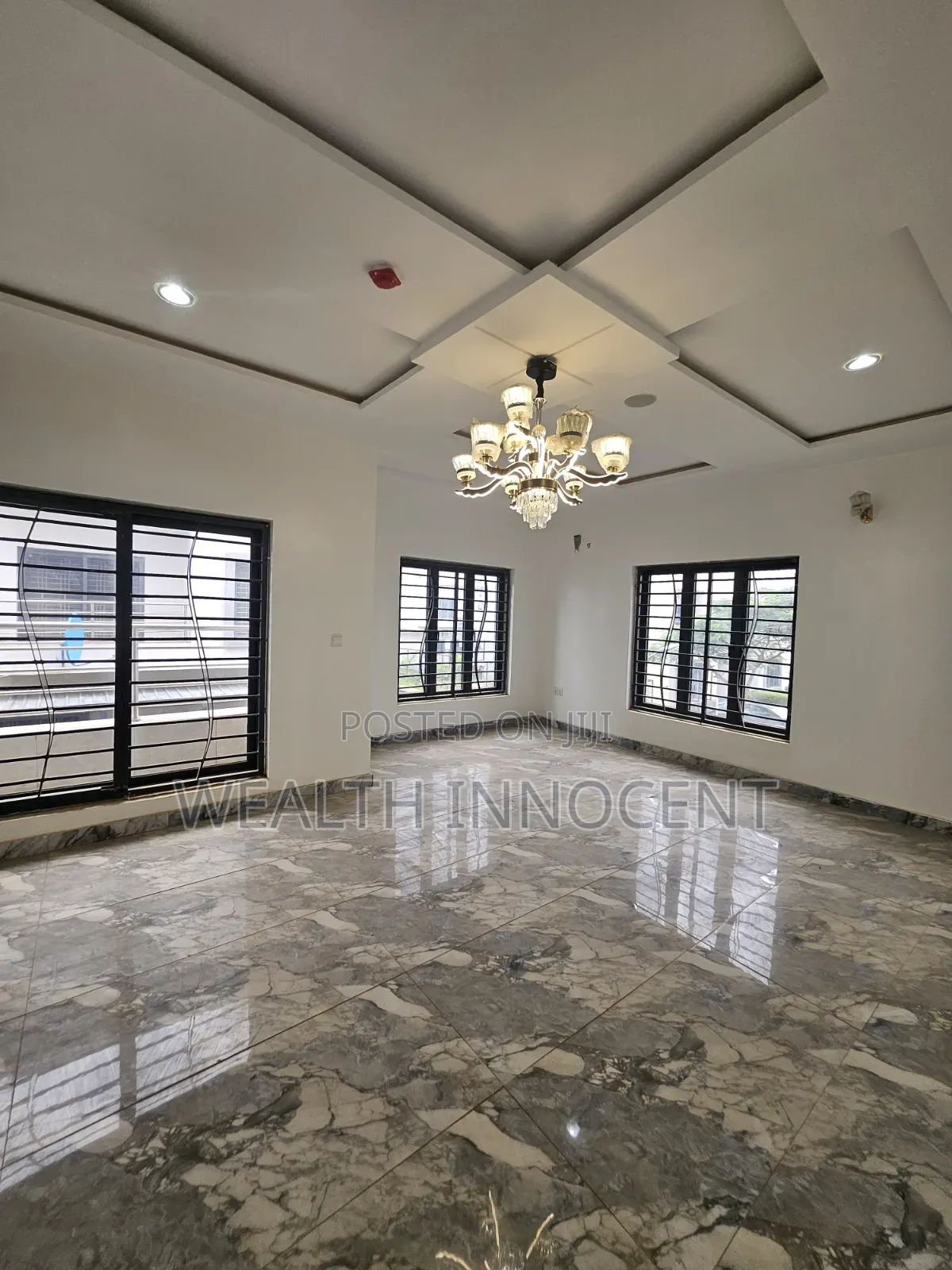 6bdrm Duplex in Zone B for rent