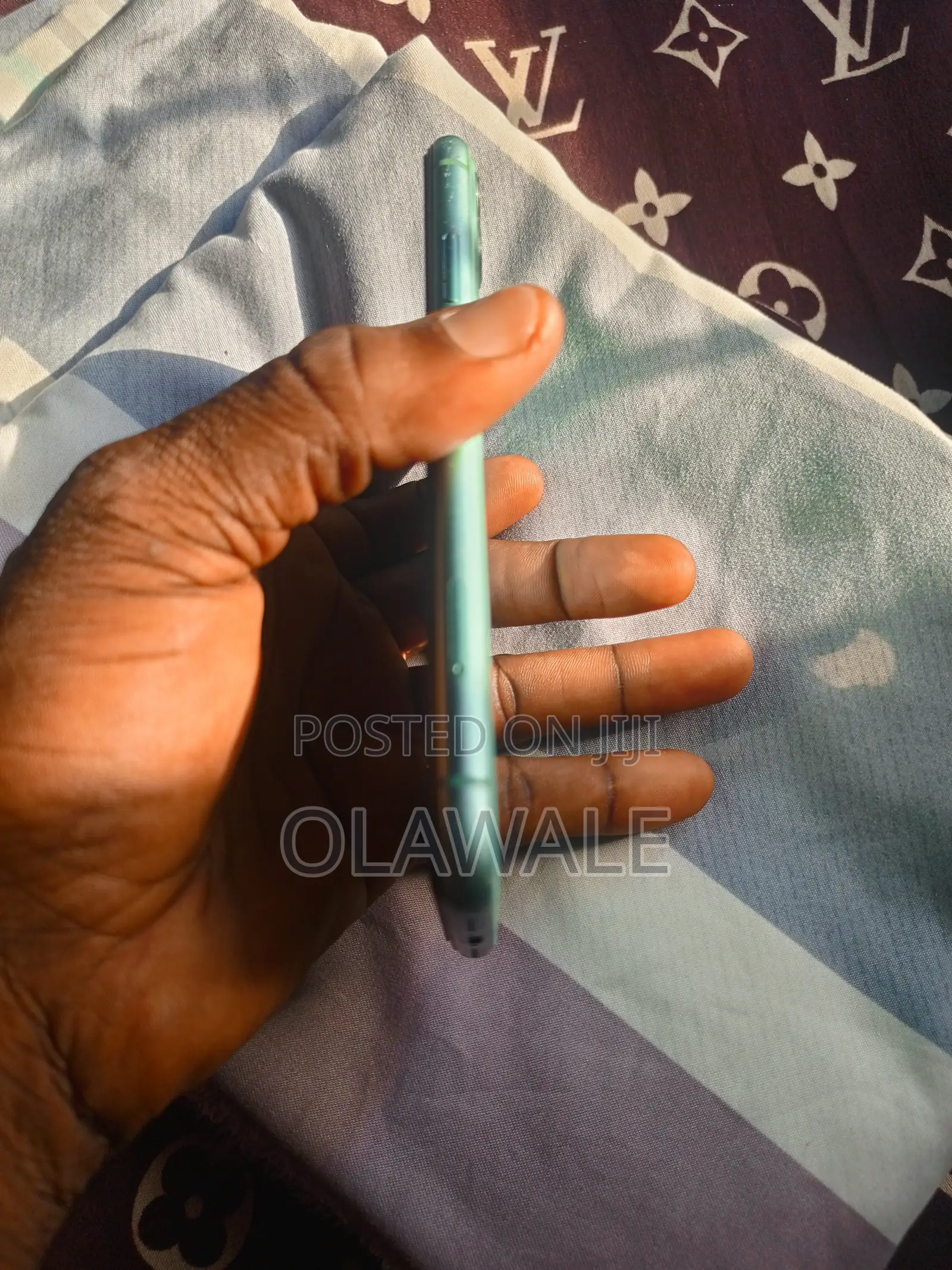 Apple iPhone 11 64 GB Blue