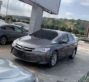 Toyota Camry 2017 Gray