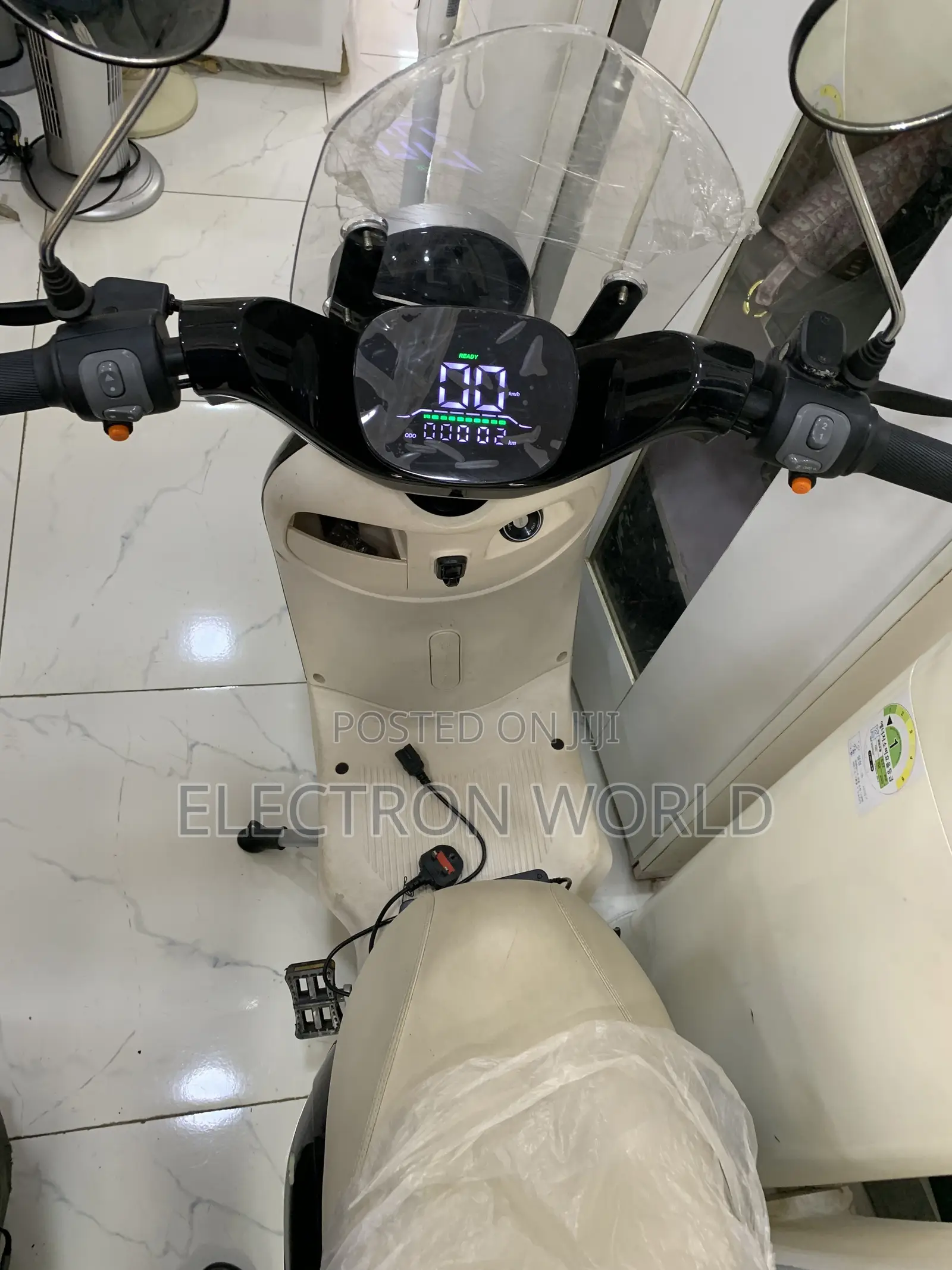 Motorcycle 2025 Beige