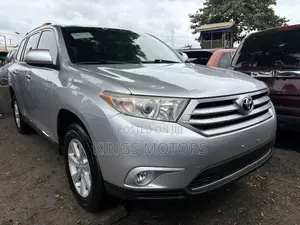 Toyota Highlander 2013 Silver