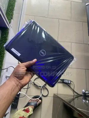 Laptop Dell Latitude 3190 4GB Intel SSD 72GB