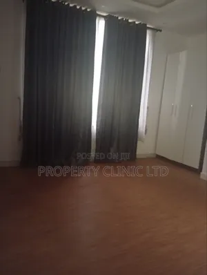 Mini Flat in Adekunle /Yaba for sale