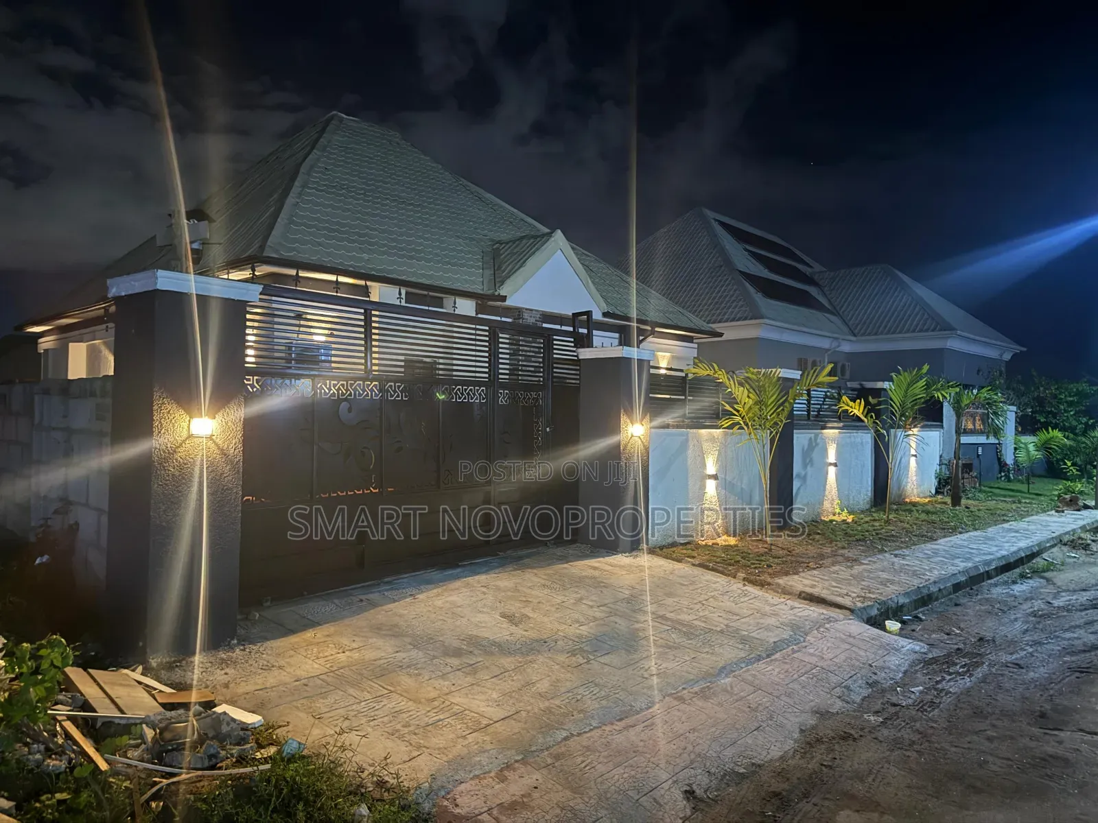 Brandnew Alone in Compound 2bed With Pool