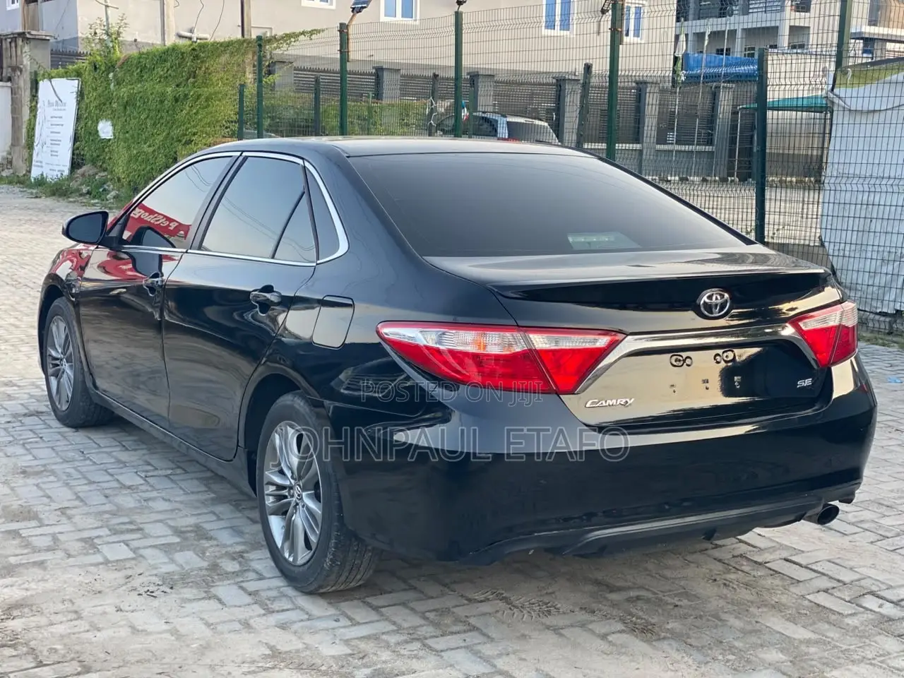 Toyota Camry 2016 Black