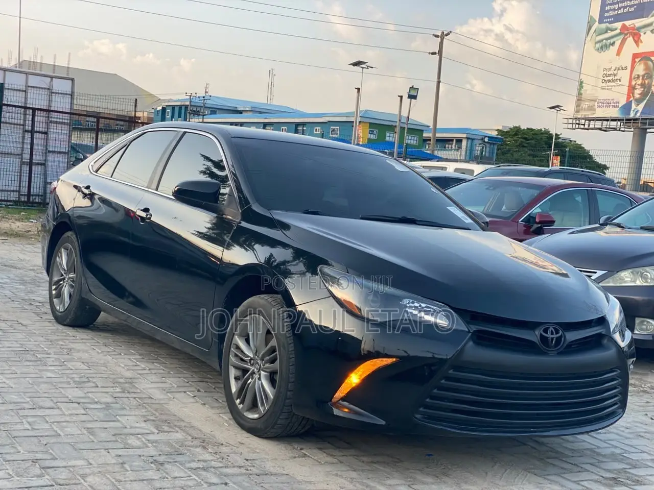 Toyota Camry 2016 Black