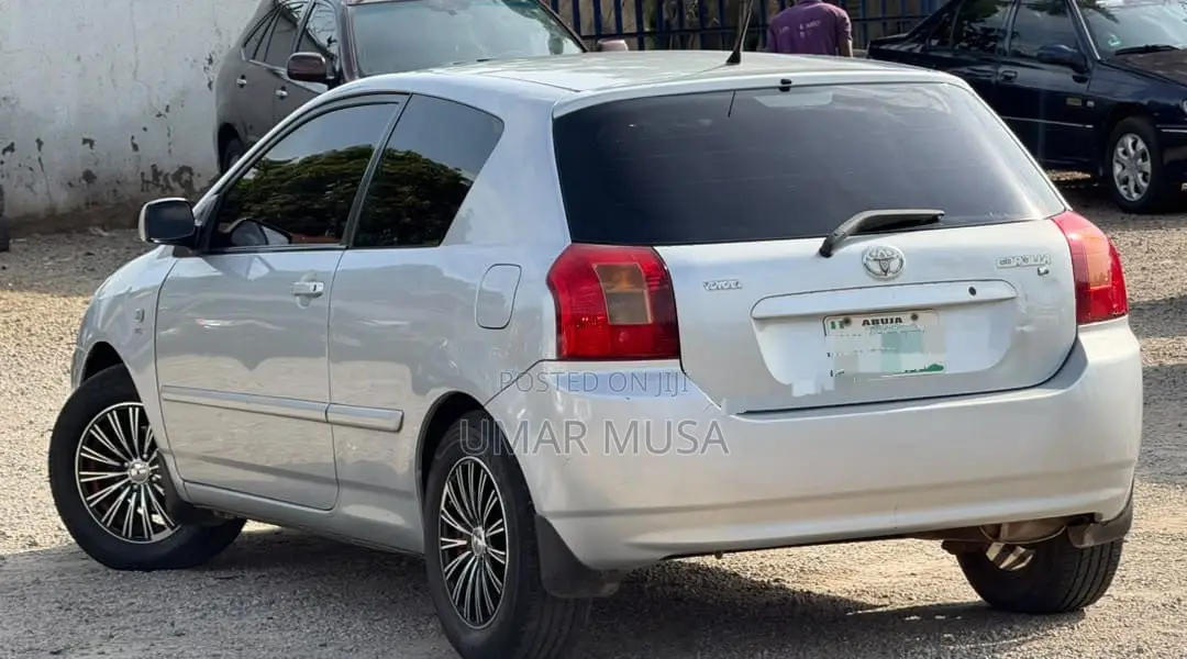Toyota Corolla 2005 Silver