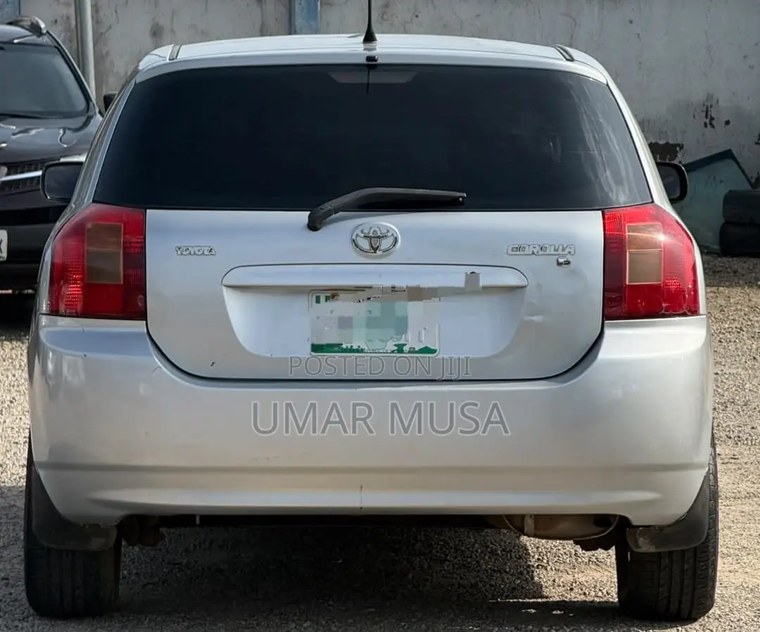 Toyota Corolla 2005 Silver